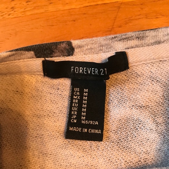 Forever 21 Sweatshirt - Picture 4 of 8